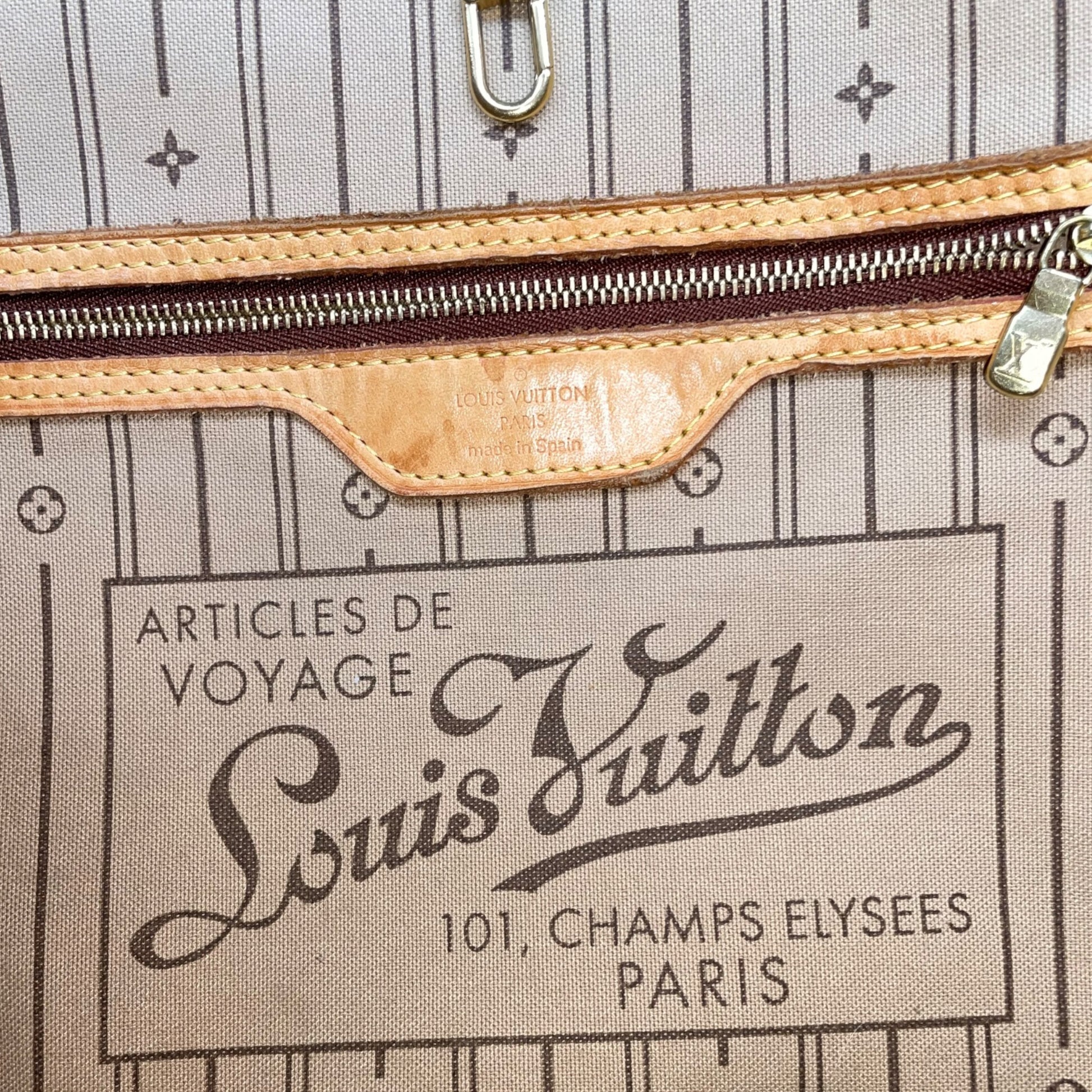 Louis Vuitton Denim Articles de Voyage Cabas GM - Brown Totes