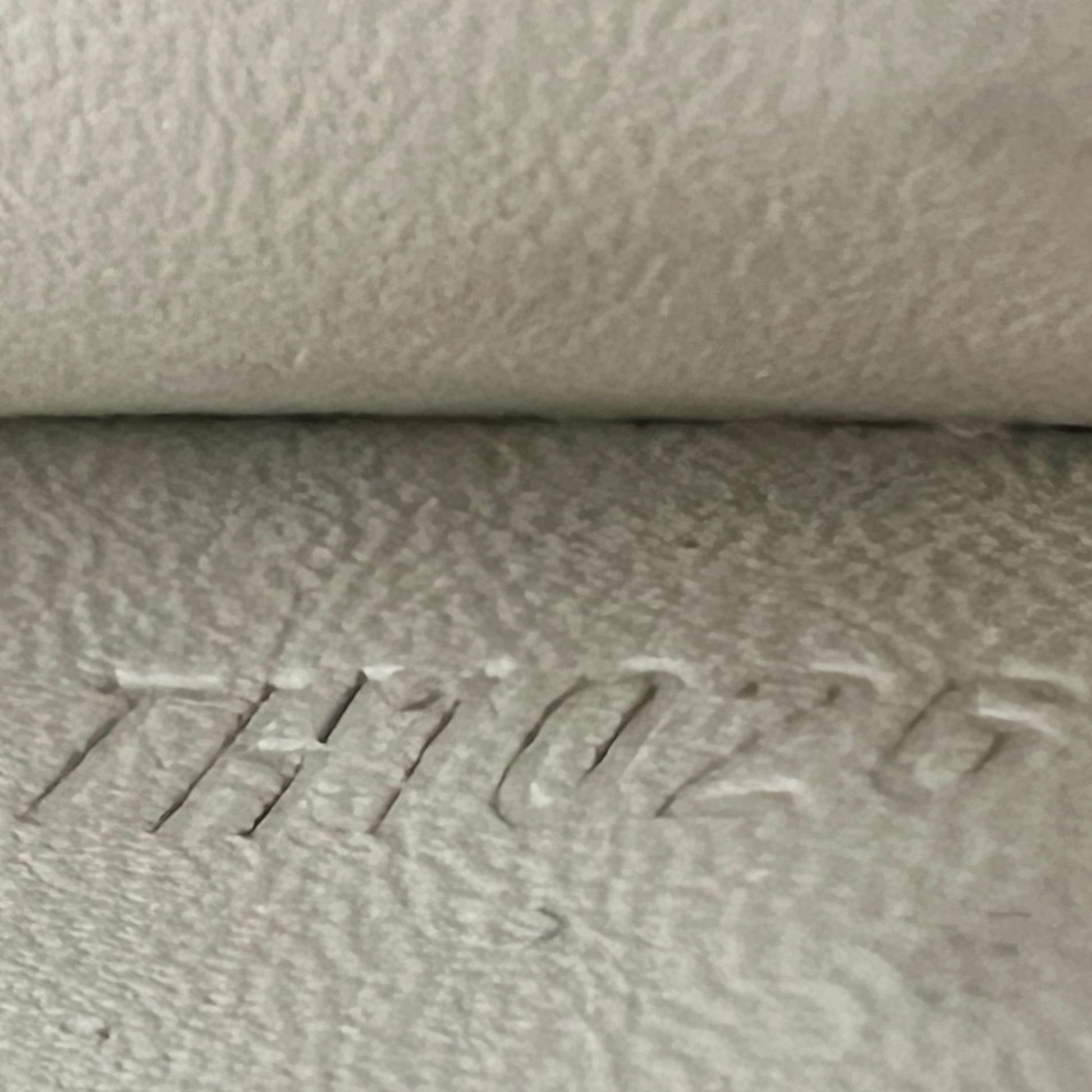 Louis Vuitton Grey Monogram Vernis Leather Sarah Wallet